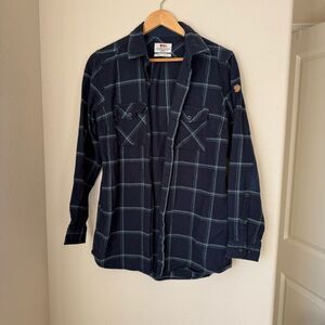 Fjällräven Women's Comfort Fit Flannel in Navy Plaid Size Small